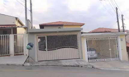 Casa com 3 quartos à venda na Rua João Rasmussen, Vila Centenário, Itatiba, 100 m2 por R$ 400.000