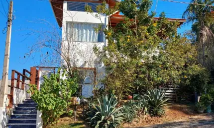 Casa em condomínio fechado com 5 quartos à venda na avenida antonio pires de toledo, bosque dos pires, itatiba, 403 m2 por r$ 2.500.000