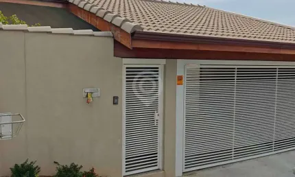 Casa com 3 quartos à venda na rua lázaro arruda, recanto do parque, itatiba, 133 m2 por r$ 749.000