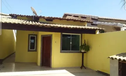 Linda casa linear com  03 quartos, sendo uma suíte no jardim atlântico central, itaipuaçu, maricá