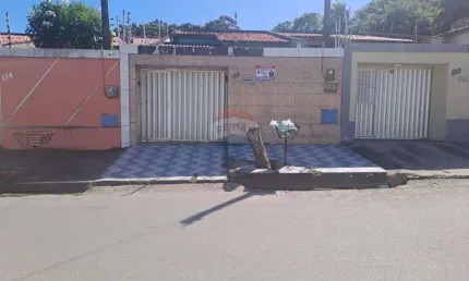 Casa com 2 quartos à venda na Rua Luiz Francisco Xavier, 132, Paupina, Fortaleza