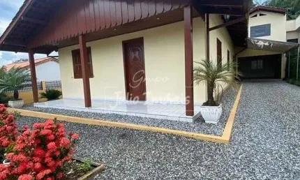 Casa com 3 quartos à venda no Rio Branco, Brusque 