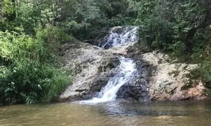 Terreno à venda no Bateas, Brusque 
