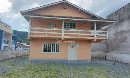 Casa com 3 quartos à venda no Guarani, Brusque 