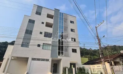 Apartamento com 2 quartos para alugar no Azambuja, Brusque 