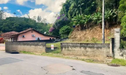 Terreno à venda no Primeiro de Maio, Brusque 