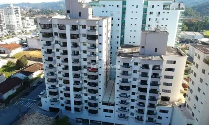 Apartamento com 3 quartos para alugar no Centro I, Brusque 