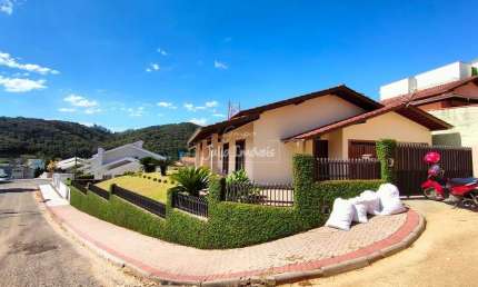 Casa com 3 quartos à venda no Guarani, Brusque 