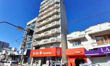 Apartamento com 3 quartos para alugar no Centro I, Brusque 