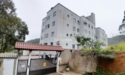 Apartamento com 2 quartos para alugar no Poço Fundo, Brusque 