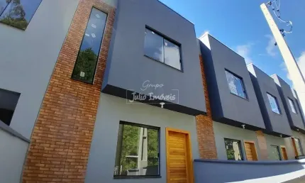 Casa com 2 quartos para alugar no Zantão, Brusque 