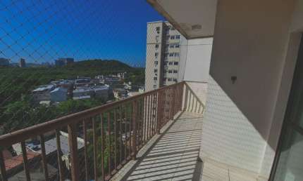 Vendo apartamento 4 quartos em frente ao Projac Região da Barra Olímpica