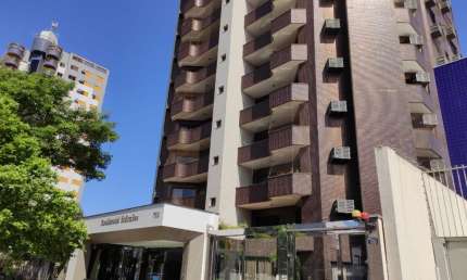 APARTAMENTO DUPLEX - EDIFÍCIO SOLIMÕES LOCALIZADO NO CENTRO DE FOZ DO IGUAÇU/PR