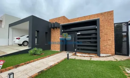 Casa em condomínio fechado à venda na Rua Luiz d'Agner, 588, Vila Shalon, Foz do Iguaçu