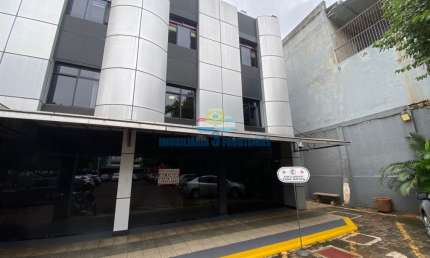 Sala comercial com 1 sala para alugar na Avenida Jorge Schimmelpfeng, 600, Centro, Foz do Iguaçu