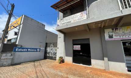 SALA COMERCIAL PARA LOCAÇÃO PRÓXIMO AO GRAMADÃO DA VILA A