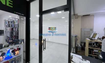 Sala comercial com 1 sala para alugar na Avenida Costa e Silva, 250, Cr 1, Foz do Iguaçu