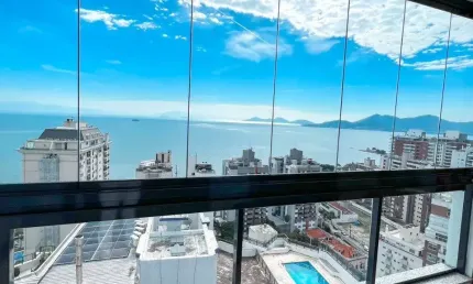 Apartamento com 3 quartos à venda na Agronômica, Florianópolis 
