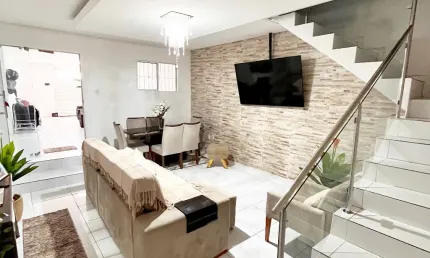 RANGEL - #joaopessoa #paraiba . Vendo prédio residencial e comercial com primeiro andar. Piso inferior à casa. Piso Superior o comércio.