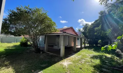 Casa com 700m² de Terreno a 200m da Praia – Barra de Jacuípe, BA