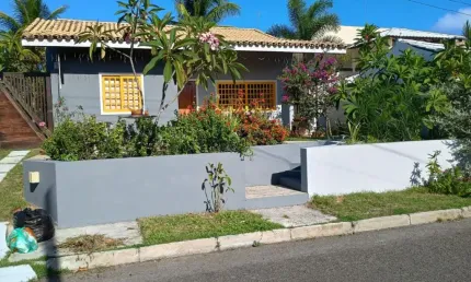 Belíssima Casa à Venda no Condomínio Vilas de Jacuípe – Camaçari/BA