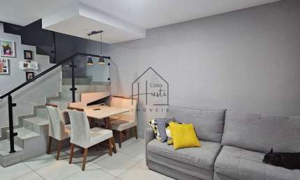 Casa à Venda - 2 dormitórios - 62m² de Área Construída -  Condomínio Ville de Vie - Parque Rincão,