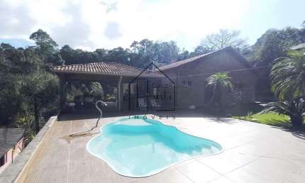 Casa à venda, 3 suítes - 383m² - Jardim Itatiaia - Embu das Artes/SP