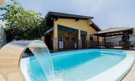 Casa Térrea com 3 quartos à venda, 244m², com piscina por R$ 1.350.000 - Residencial Central Park -