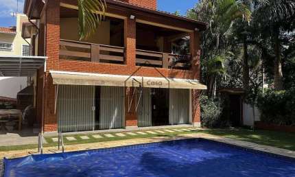 Casa à Venda - 4 dormitórios sendo 1 suíte - 1 home office -  354m² - Condomínio Jardim das Flores