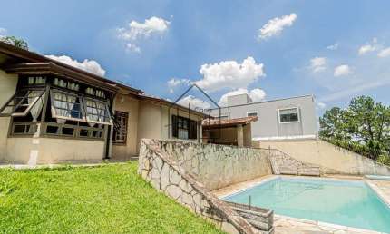 Casa térrea à venda 3 dormitórios 280m² por R$ 1.100,000 - Colinas de São Fernando, Pitas - Cotia/S