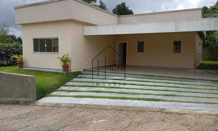 CASA TÉRREA -  VENDA OU LOCAÇÃO - 189M² -  3 SUÍTES - Condomínio Fazendinha na Granja Viana/Cotia -