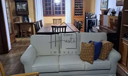 Casa á venda, no condomínio Moradas da Granja, na Granja Viana.