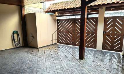 Casa à VENDA ou LOCAÇÃO - SEMI MOBILIADO - 2 dorm. - 127m² -  Próx ao centro histórico - Vila Améli