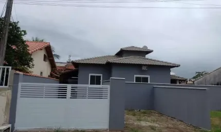 Casa para Venda em Cabo Frio, Verão Vermelho (Tamoios), 2 dormitórios, 1 suíte, 2 banheiros, 1 vaga