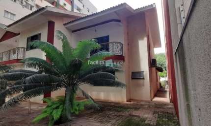 Casa com 4 quartos à venda na Rua Francisco Glicério, Zona 07, Maringá