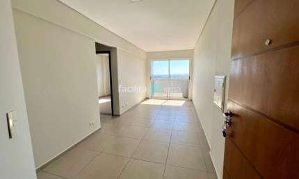 Apartamento com 2 quartos à venda na Avenida Mário Clapier Urbinati, Zona 07, Maringá