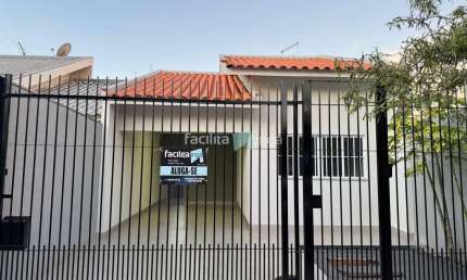 Casa com 2 quartos para alugar na Rua Pioneiro José Costa, 100, Jardim Dias I, Maringá