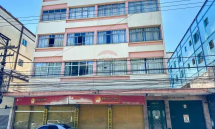 'Seu Novo Lar no Alto: Um apartamento com conforto e funcionalidade!'