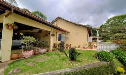 'Casa Luxuosa no Prestigiado Bairro Golfe, Teresópolis'