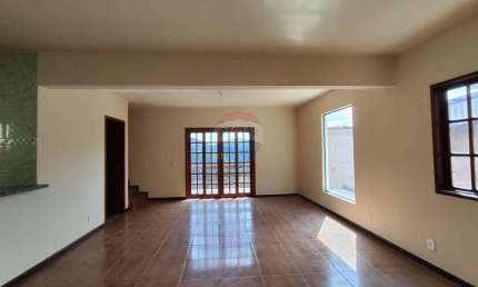 Casa com 4 quartos à venda na Rua Pedro Eleutério De Oliveira, 2087, Fischer, Teresópolis