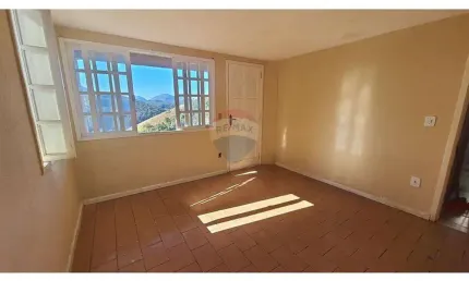 Casa com 2 quartos à venda na Travessa Arlindo Carreiro, 375, Paineira, Teresópolis
