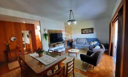LINDA CASA DUPLEX À VENDA COM 5 QUARTOS NO BAIRRO DO ALTO