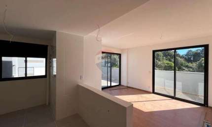 Cobertura Linear Novíssima à venda no bairro Ermitage
