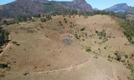 Fazenda à venda na Estrada Adelino Dias, Cruzeiro, Teresópolis