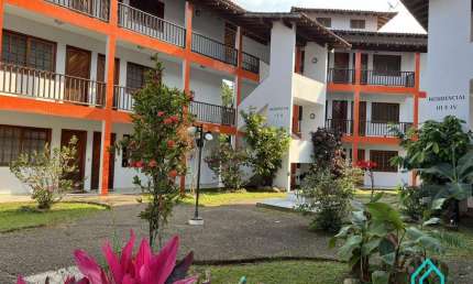 Apartamento com 2 quartos na praia do Lázaro - Ubatuba SP
