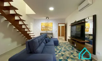 Linda Cobertura a Venda totalmente mobiliada com vista para o Mar