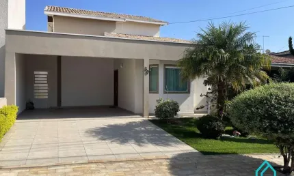 Casa de condomínio com 4 quartos, 220m², à venda em Taubaté, Jardim Independência