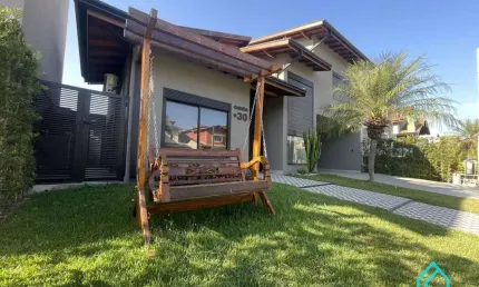 Casa de condomínio com 3 quartos, 260m², à venda em Taubaté, Jardim Independência