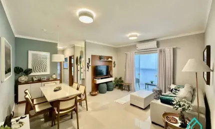 Apartamento amplo decorado com 2 suítes a venda na Praia do Itaguá Ubatuba SP