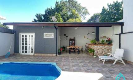 Casa de condomínio à venda, no CONDOMINIO PINHEIROS,  em Tremembé, jardim santana, com 3 quartos, 237m²